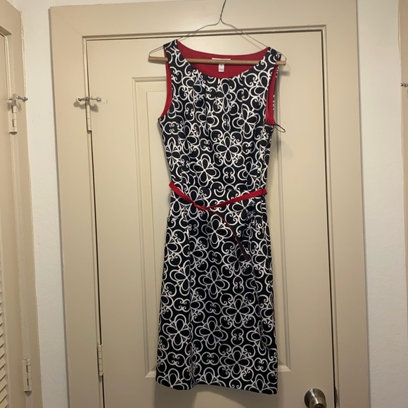 London Times Dresses & Skirts - Sexy black and white dress with red belt. Has pockets!